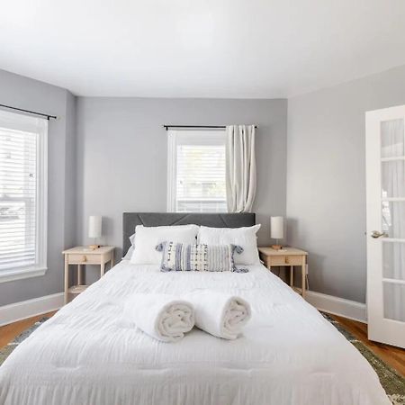 Bright Spacious Apartment - 2 Bedroom 2 Ba Portland Exterior photo