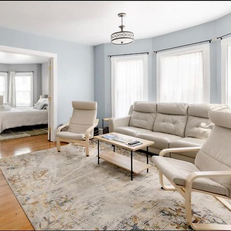 Bright Spacious Apartment - 2 Bedroom 2 Ba Portland Exterior photo